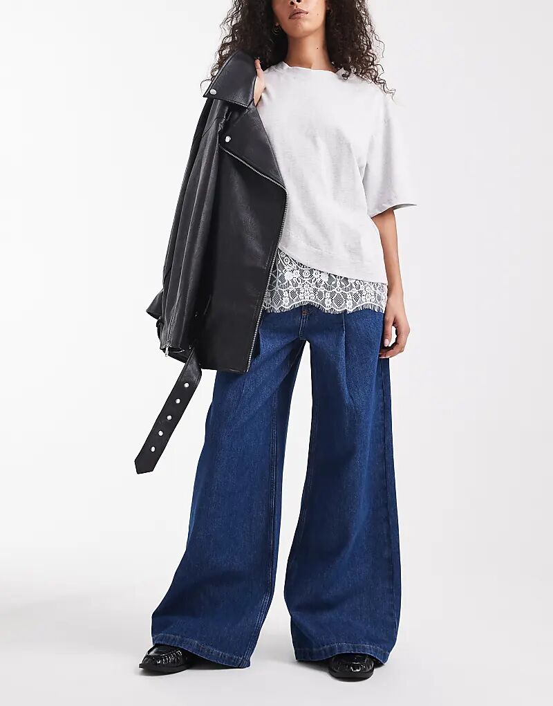 

Джинсы ASOS DESIGN широкого кроя со складками спереди цвета индиго