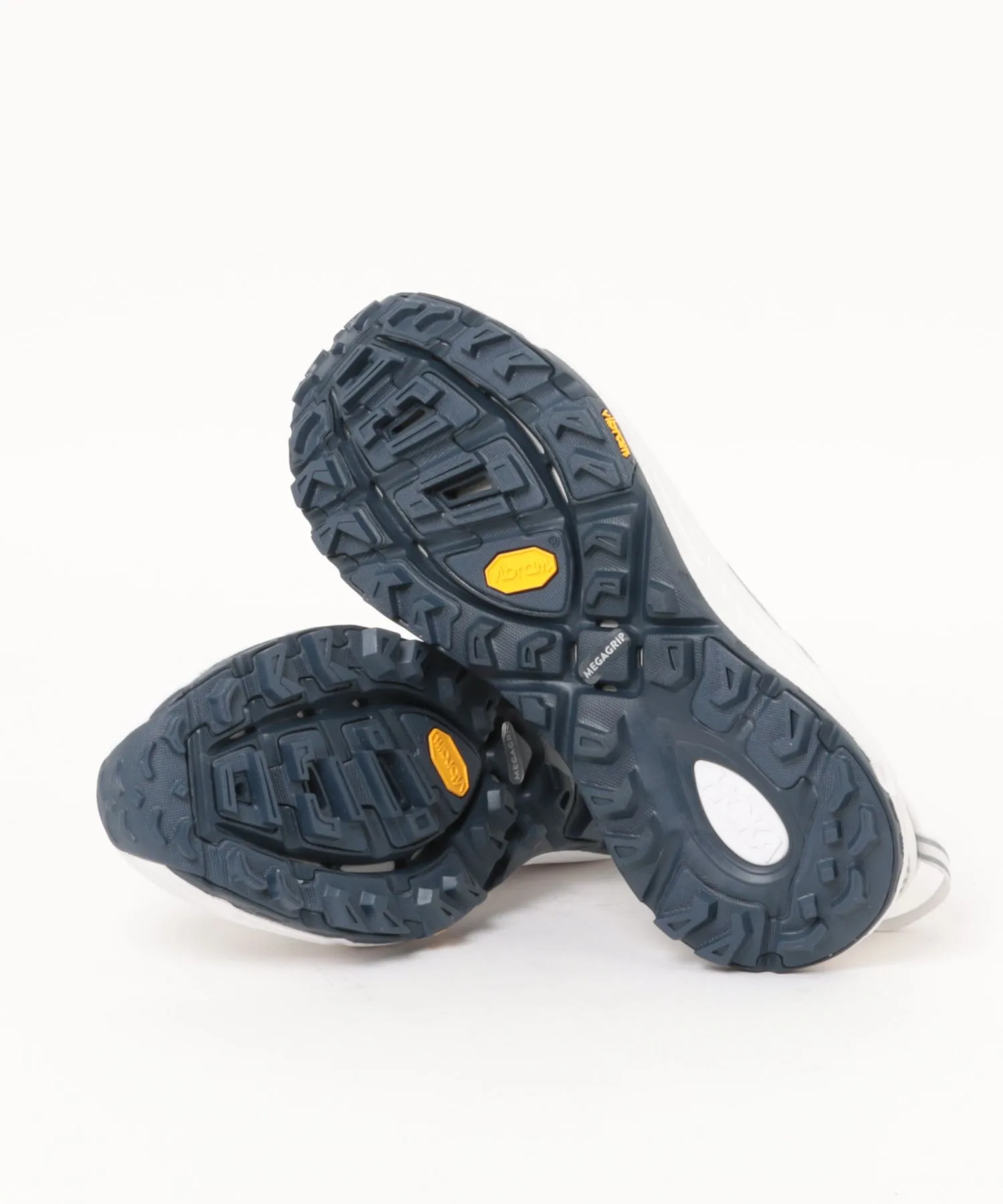 Мужские кроссовки для бега HOKA Mafate Speed 2 белые — фото 3