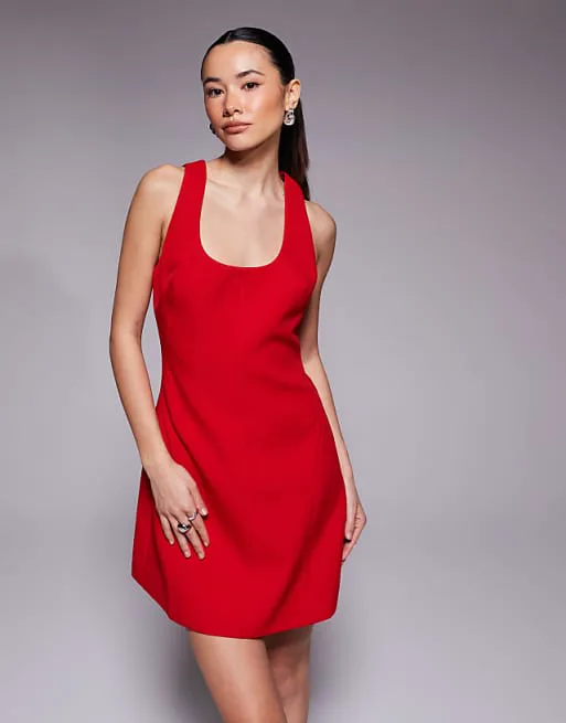 

Красное платье мини с круглым вырезом Forever New Petite