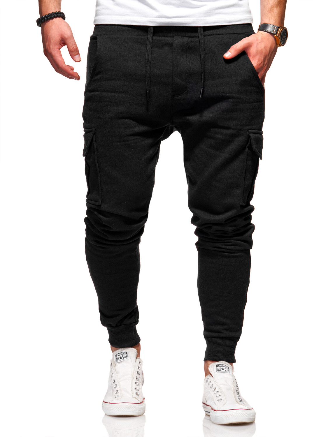

Тканевые брюки behype Jogging Combat, черный