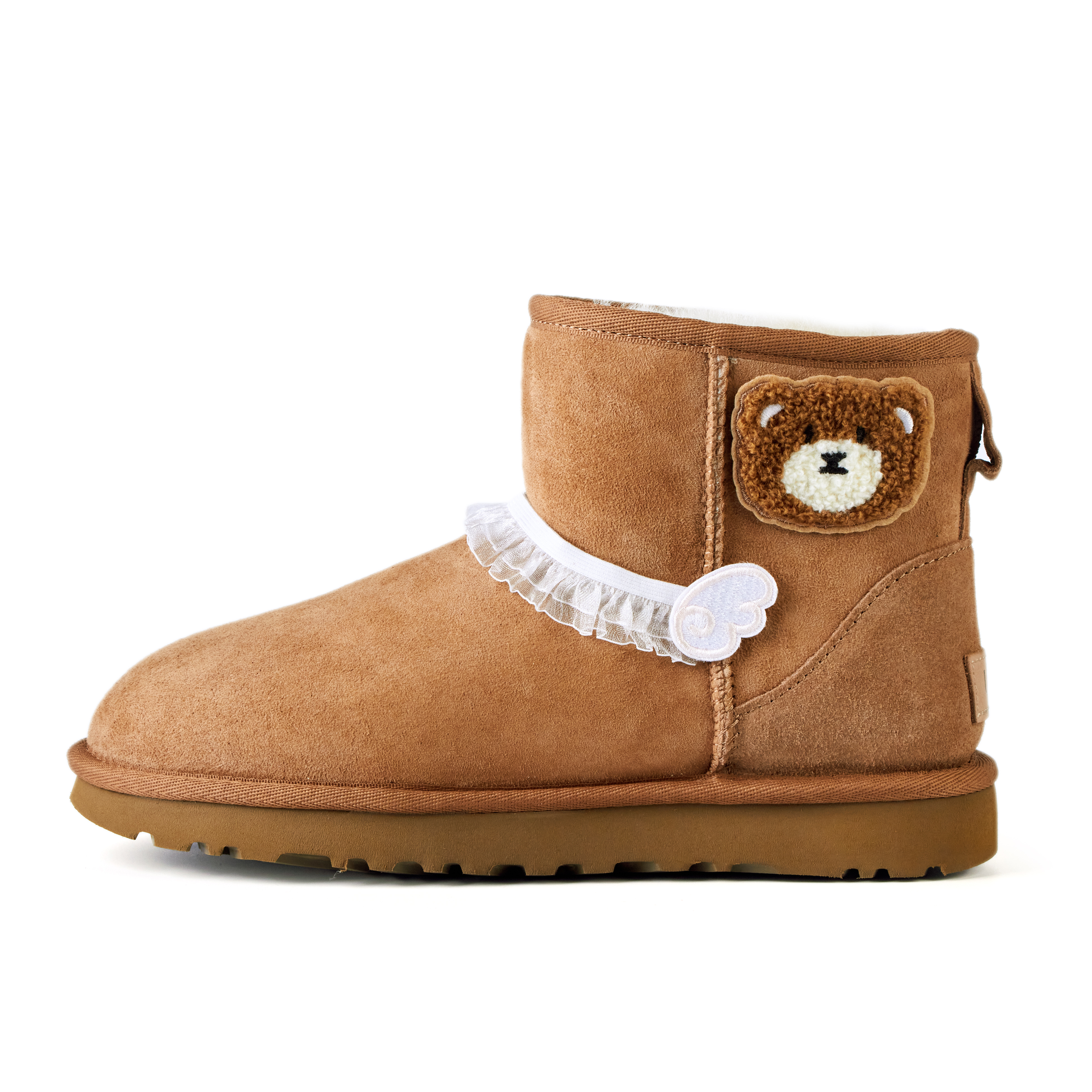 Ботинки короткие UGG с цветком клубники, карамельный