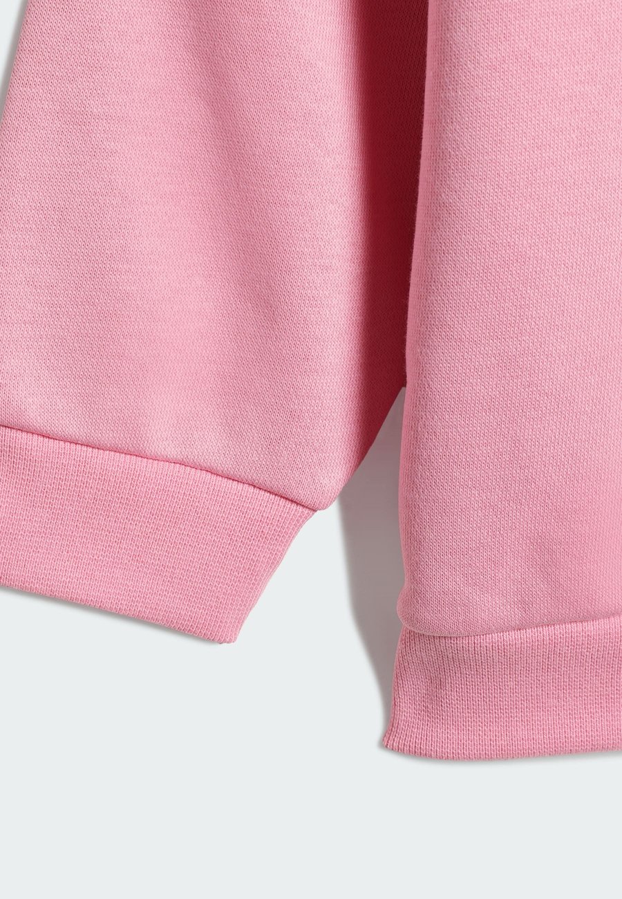Толстовка Adidas Originals OVERSIZED CREW SET, Light Pink/Pink — фото 4