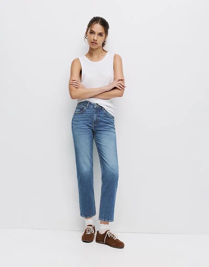 

Джинсы Pull&Bear Straight-Bear средне-синего цвета