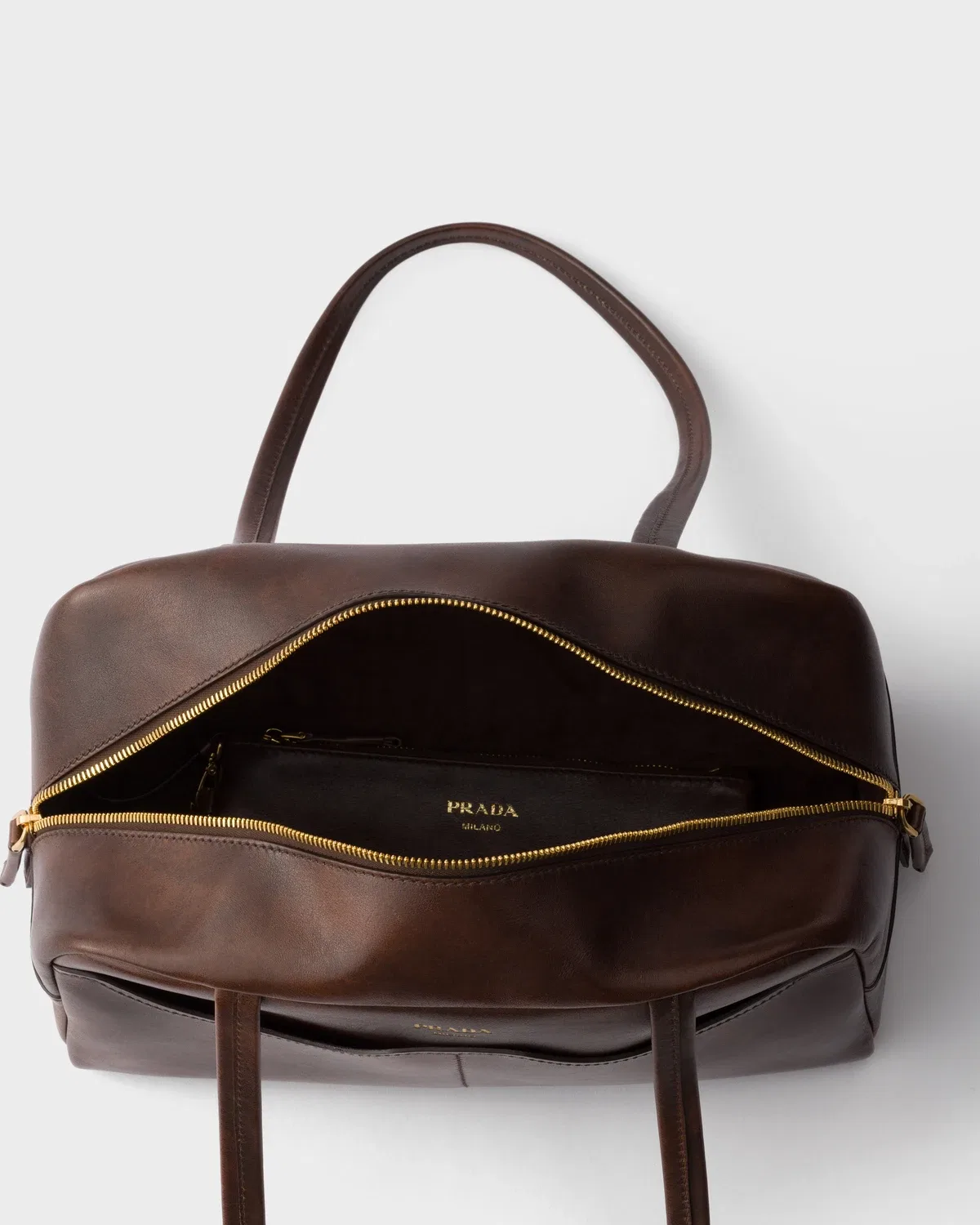Большая сумка Prada Carry из состаренной кожи с верхней ручкой, коричневый — фото 4