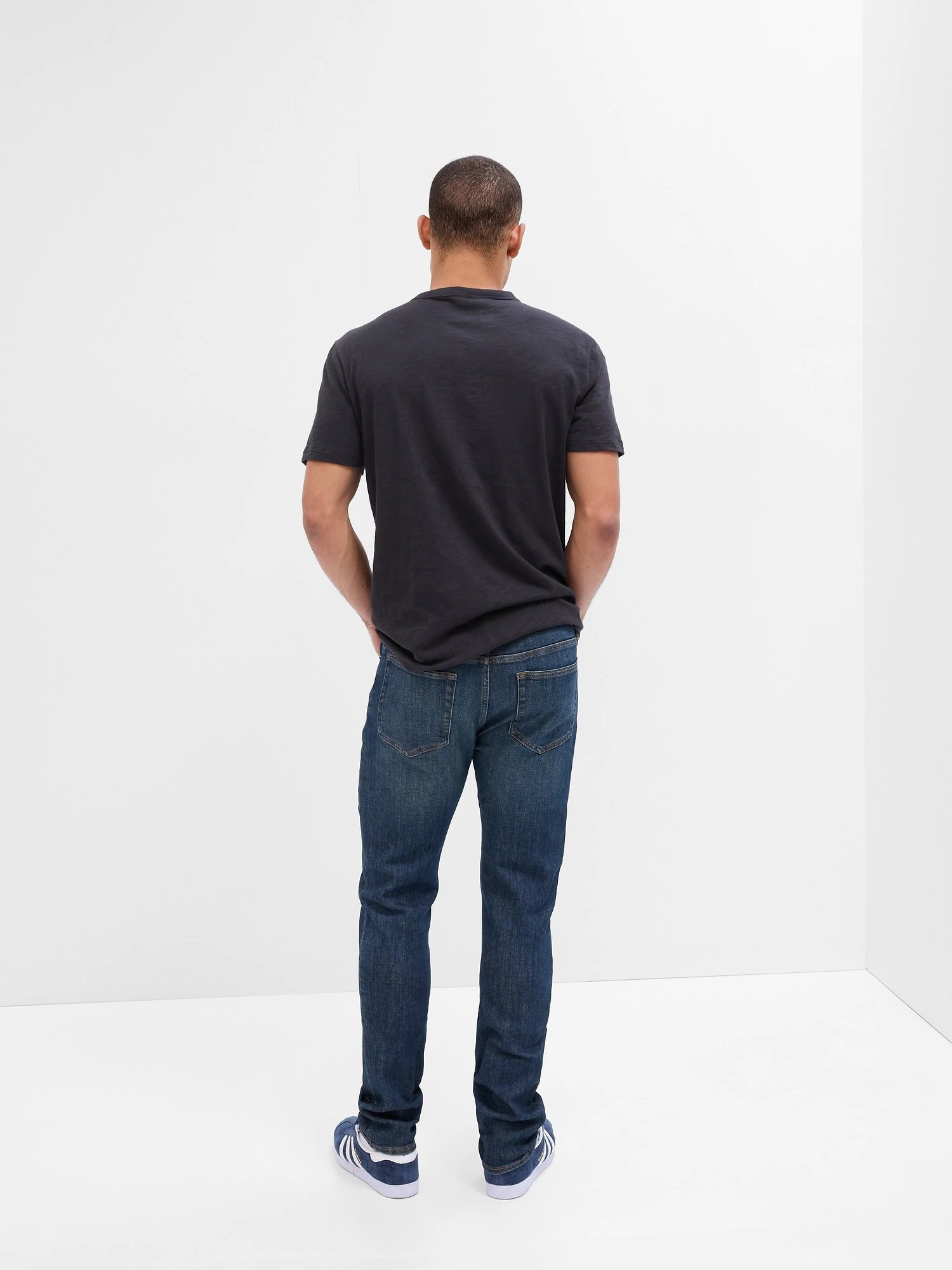 (M) Джинсы SoftMax Skinny Fit GAP, DARK_WASH — фото 2