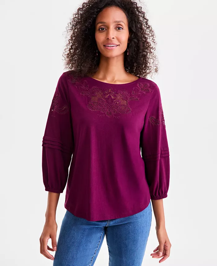 

Миниатюрная трикотажная блузка с кружевной вставкой и вырезом «лодочка» Style & Co, красный