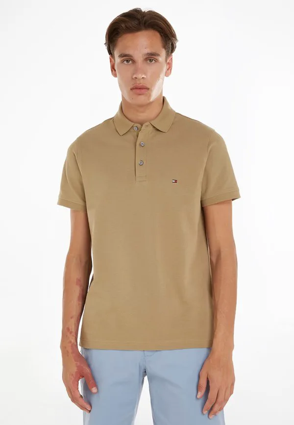 Поло-Рубашка из пике приталенного кроя 1985 года. Tommy Hilfiger, Woodridge