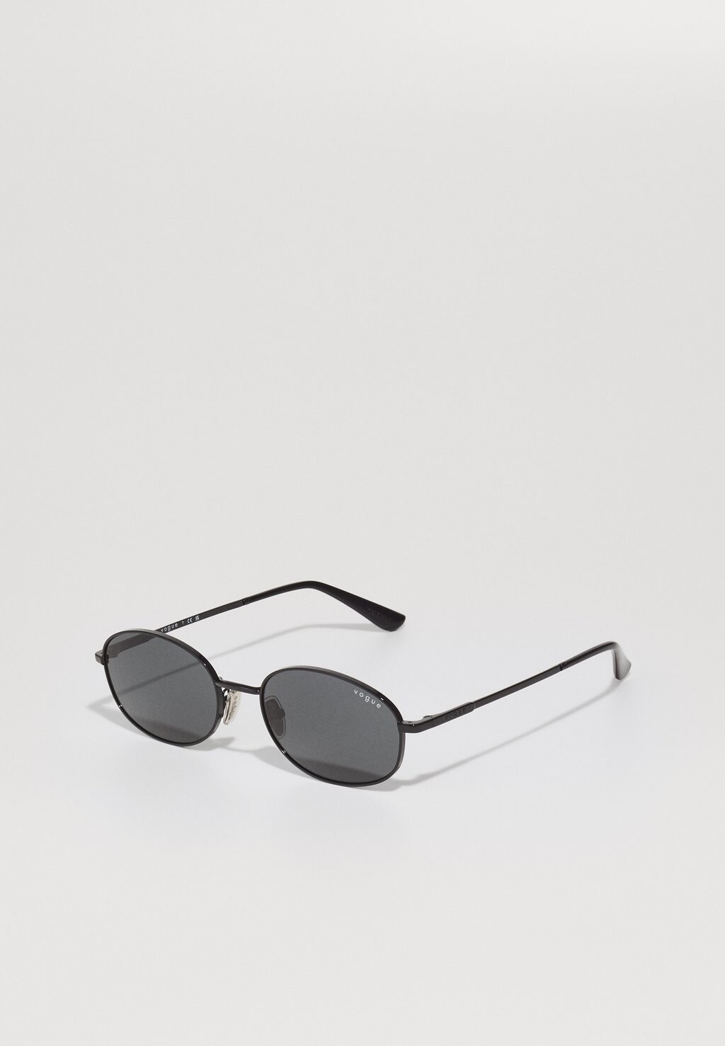 

Солнцезащитные очки VOGUE Eyewear, черный