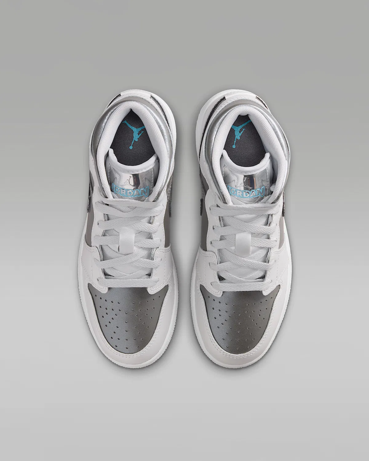 Кроссовки Air Jordan 1 Mid SE для старших детей, Photon Dust/Flat Pewter/Black/Blue Chill — фото 4