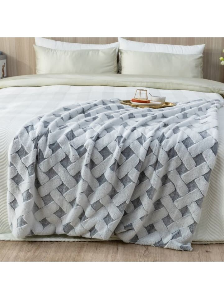 

Плед Cozy Bliss Luxury Milky Pluche, светло-серый