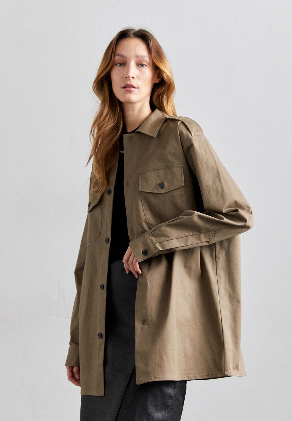

Легкая куртка Dylan Jacket DESIGNERS REMIX, цвет olive