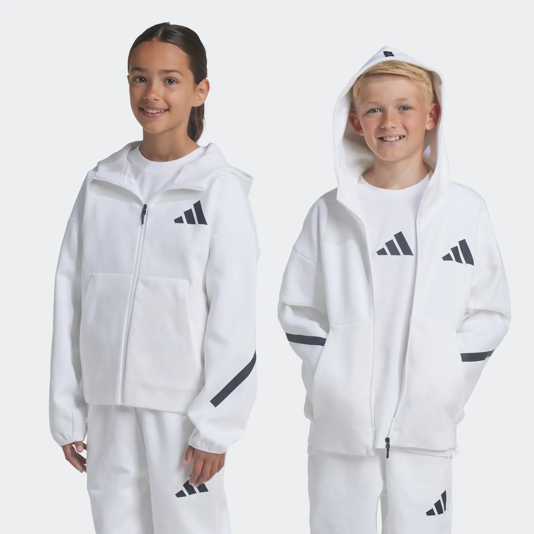 

Толстовка с капюшоном adidas Sportswear «J Z.N.E.FZ», белый/черный