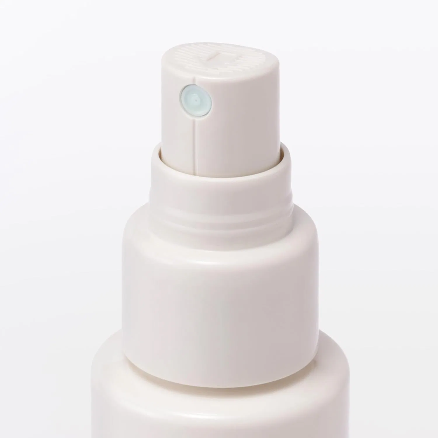 Солнцезащитный спрей MUJI SPF50+ PA+++ 70 мл белый — фото 2