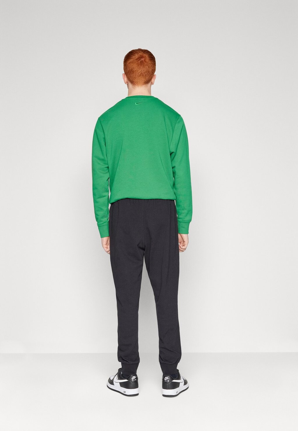 Спортивные брюки Club Knit Jogger Nike, цвет black/(white) — фото 4