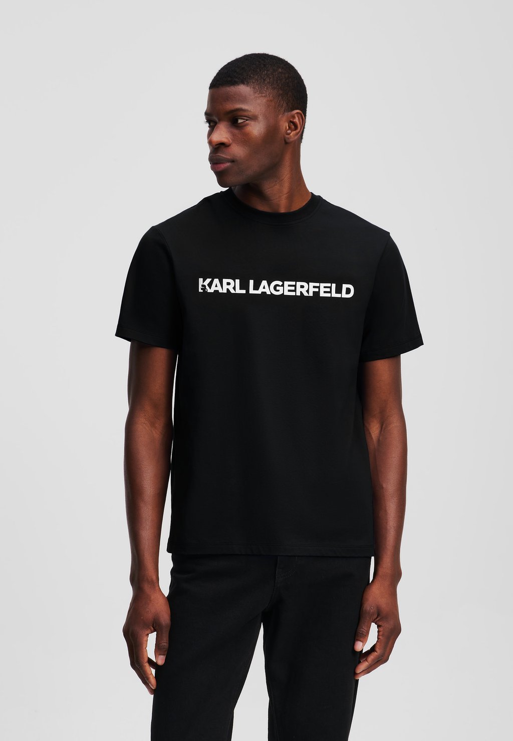 

Футболка с принтом KARL LAGERFELD, черный