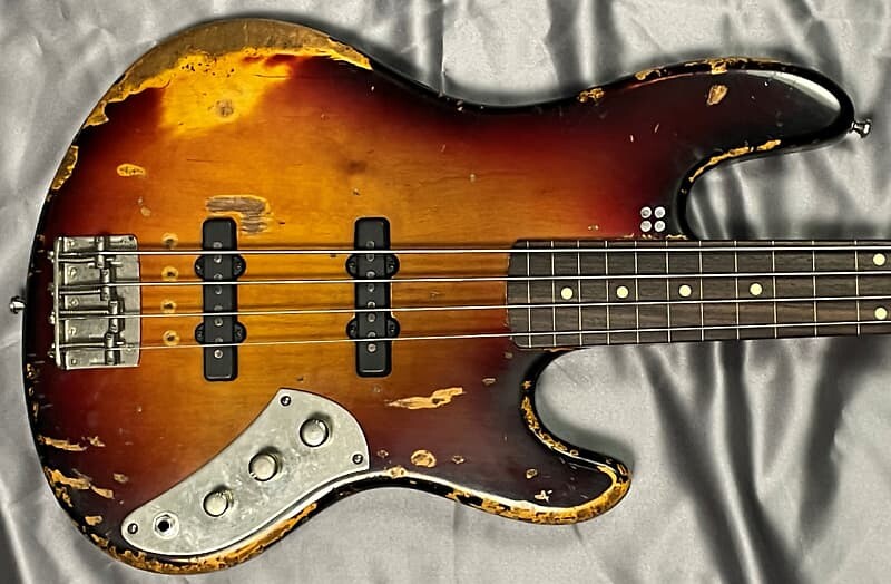 

Басс гитара Sandberg Cal. TT-4 FRETLESS Jazz, Hardcore Aged 3-TSB / Rosewood