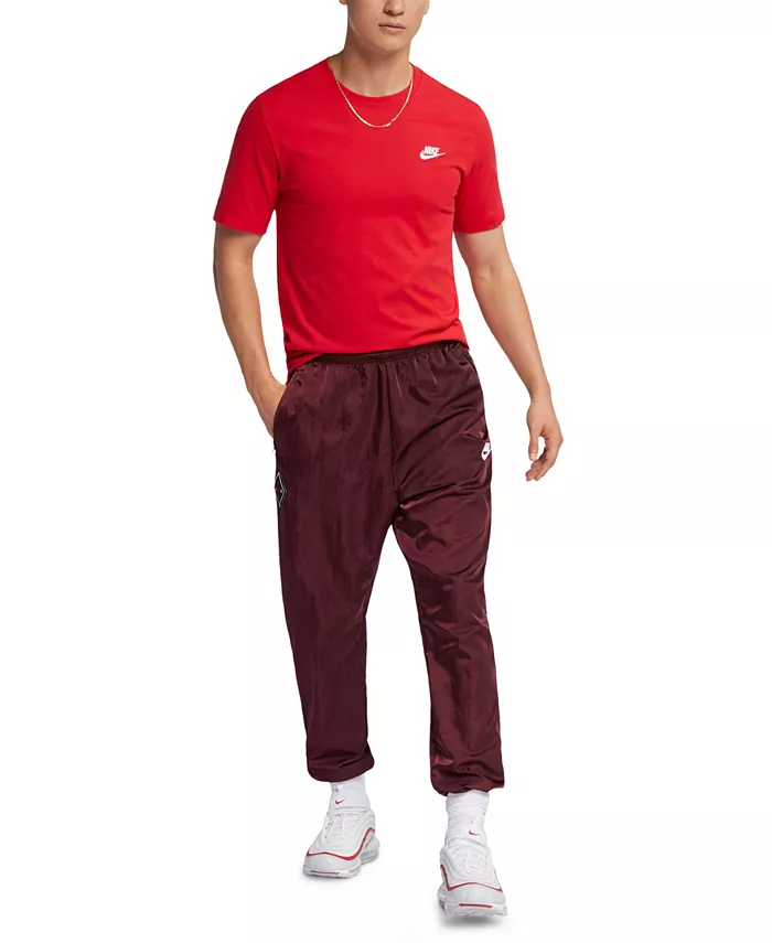 

Футболка мужская Sportswear Club Nike, красный