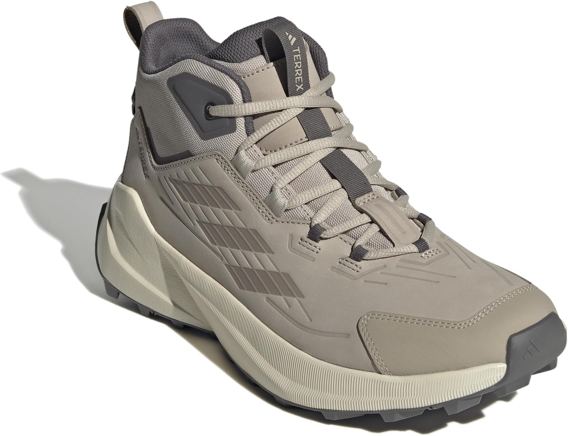

Ботинки adidas Outdoor Terrex Trailmaker 2 Leather Hiking Shoes, цвет Wonder Beige/Wonder Beige/Charcoal