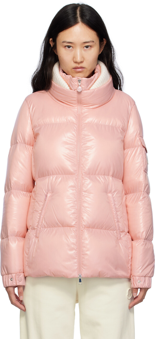 

Розовый пуховик Moncler Vistule