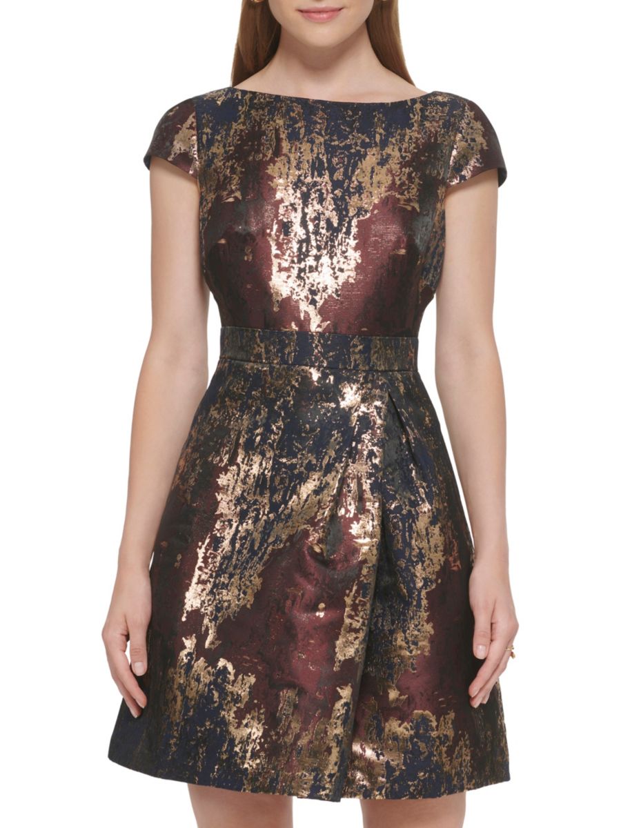 

Платье-клеш из жаккарда Vince Camuto, бордовый