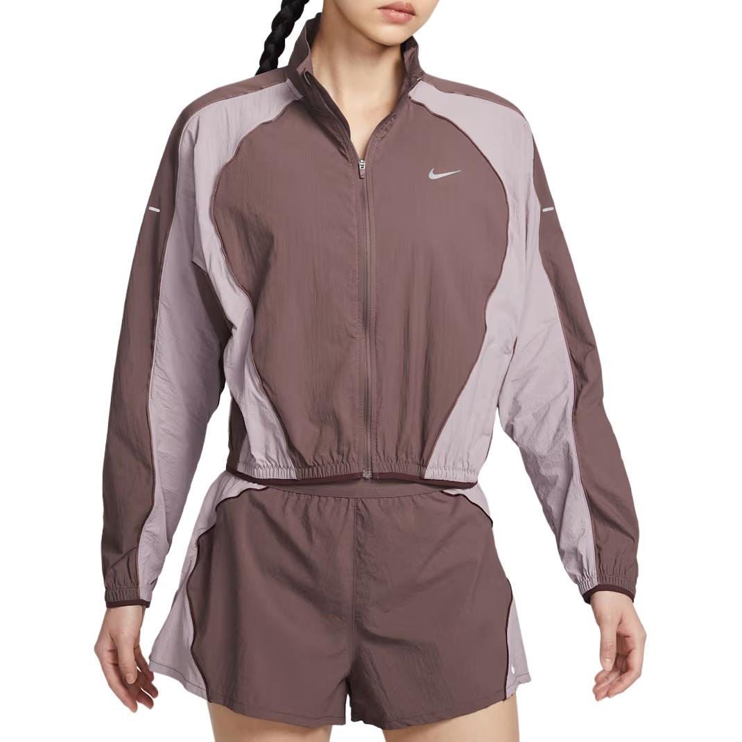 

Nike Беговая куртка Women's Light Purple Ore Stand Collar Moderate Others