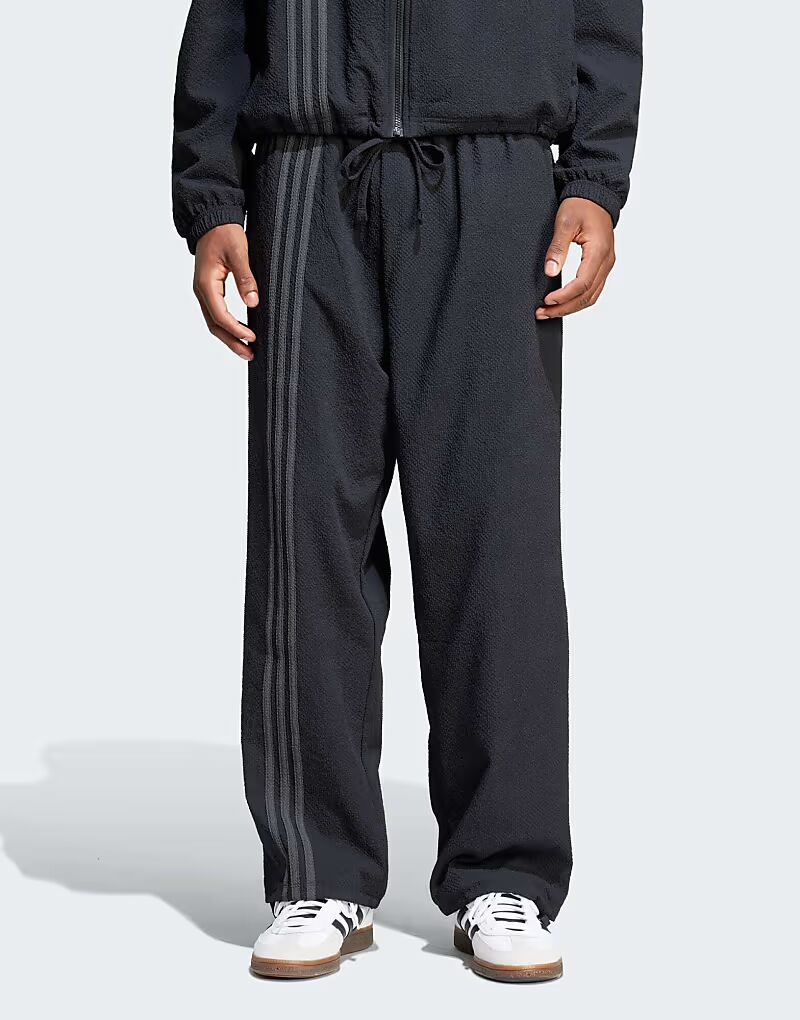 

Спортивные брюки Firebird из жатого хлопка Adidas Originals Fashion черного цвета