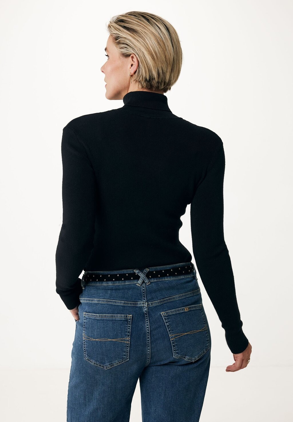 

Джемпер WITH ROLL NECK Mexx, черный