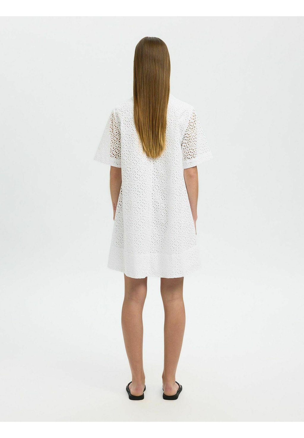

Повседневное платье MINIKLEID BRODERIE ANGLAISE Selected Femme, кремовый