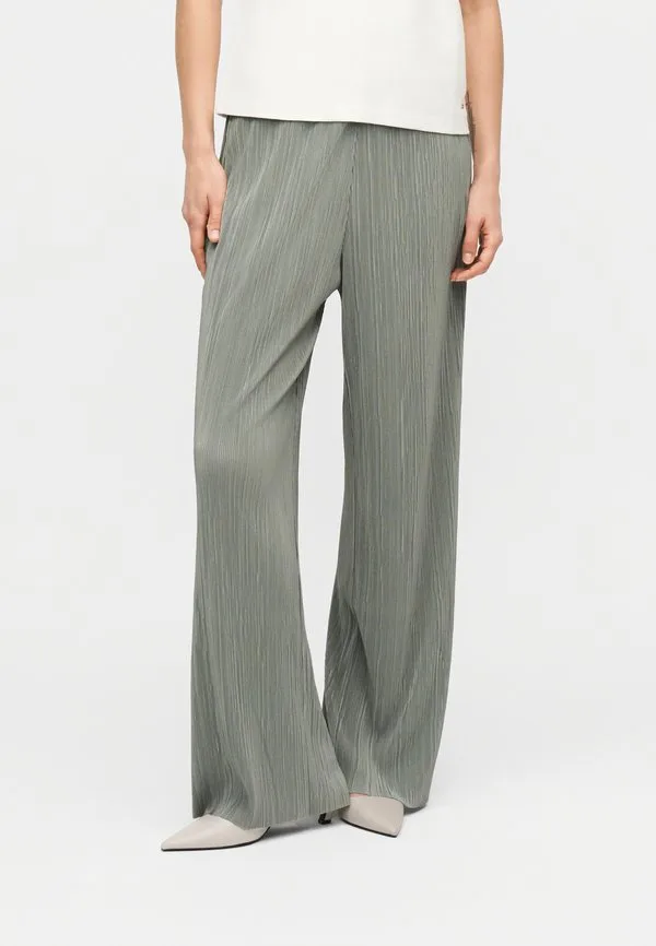 Плиссированные брюки-клеш Calvin Klein, Shadow
