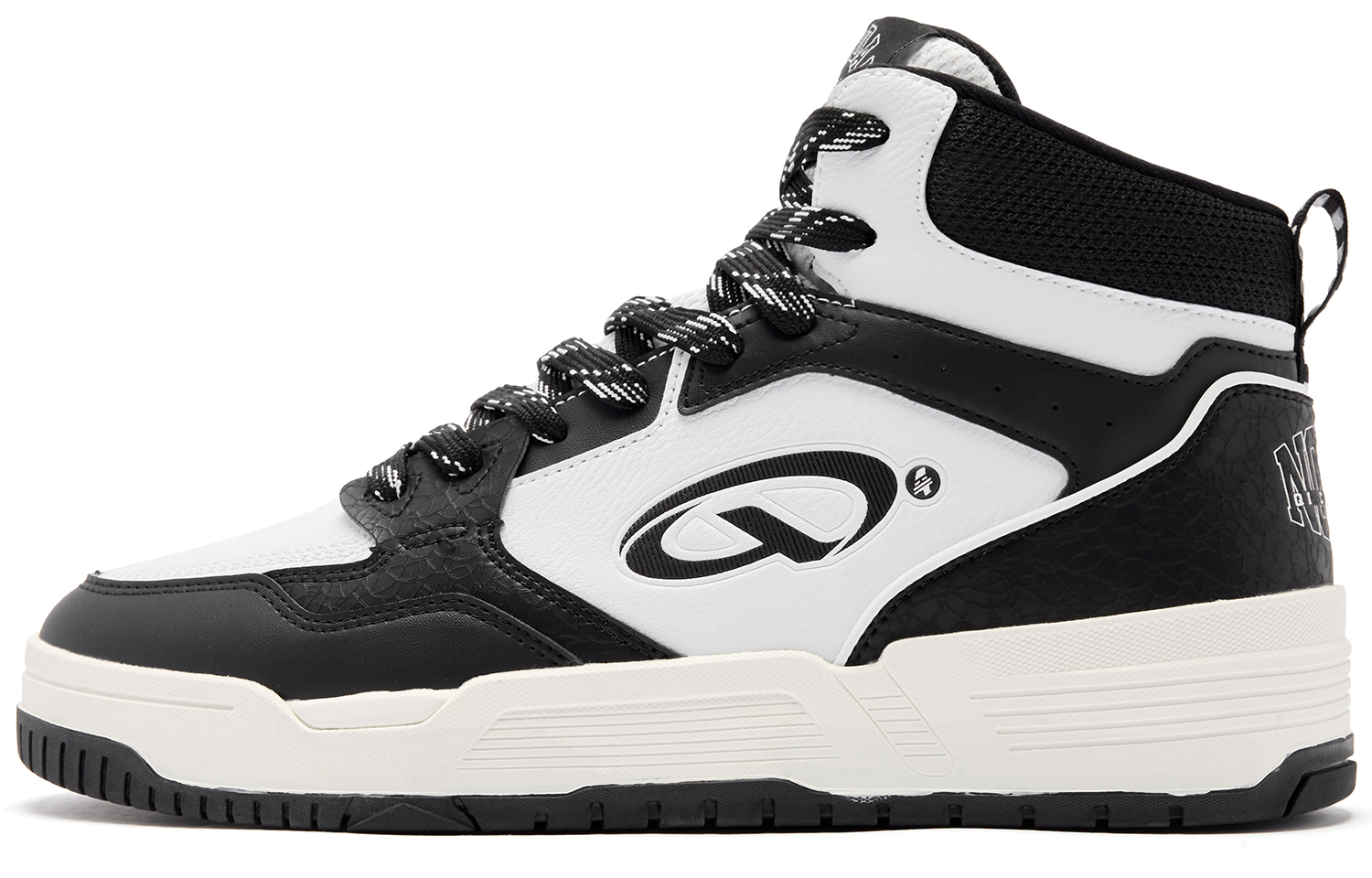 

Кроссовки Qi Cheng 4.0 мужские высокие черные/белые Jordan QIAODAN