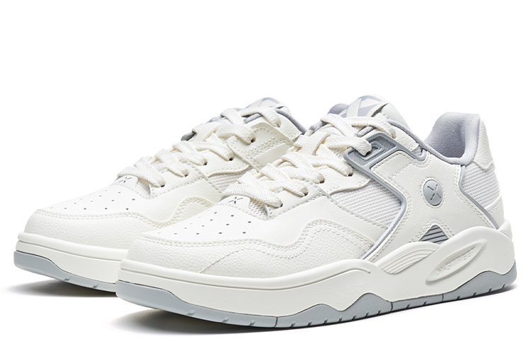 Низкие женские скейтерские кеды XTEP бело-серые Sail White/Smoke Gray — фото 3