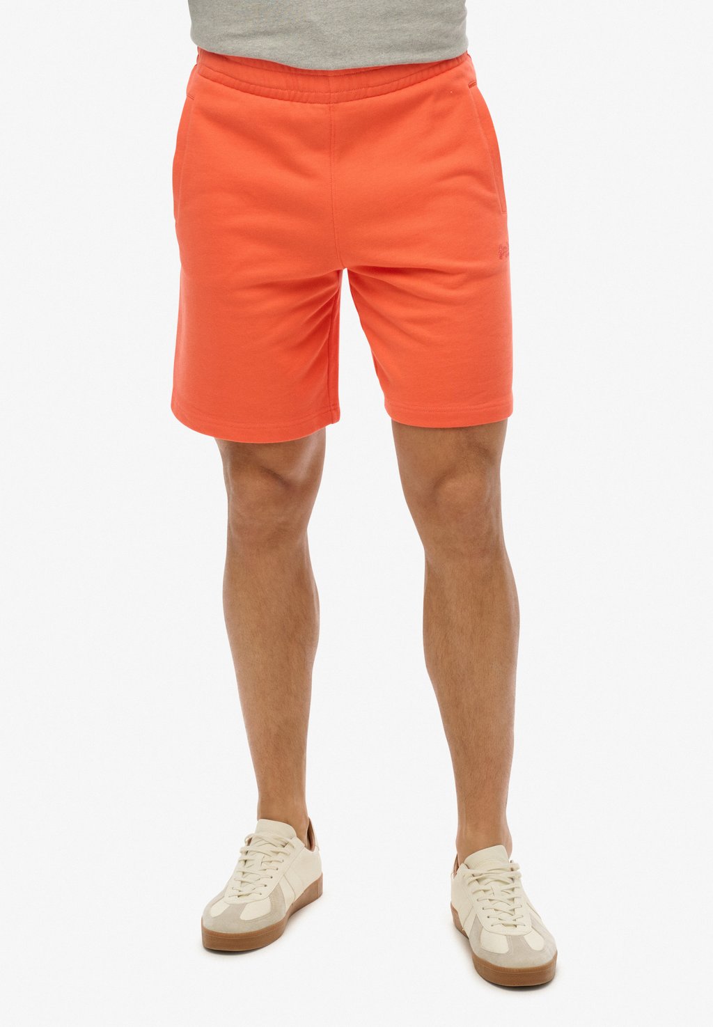 

Шорты LOGO - Tracksuit bottoms Superdry, коралловый