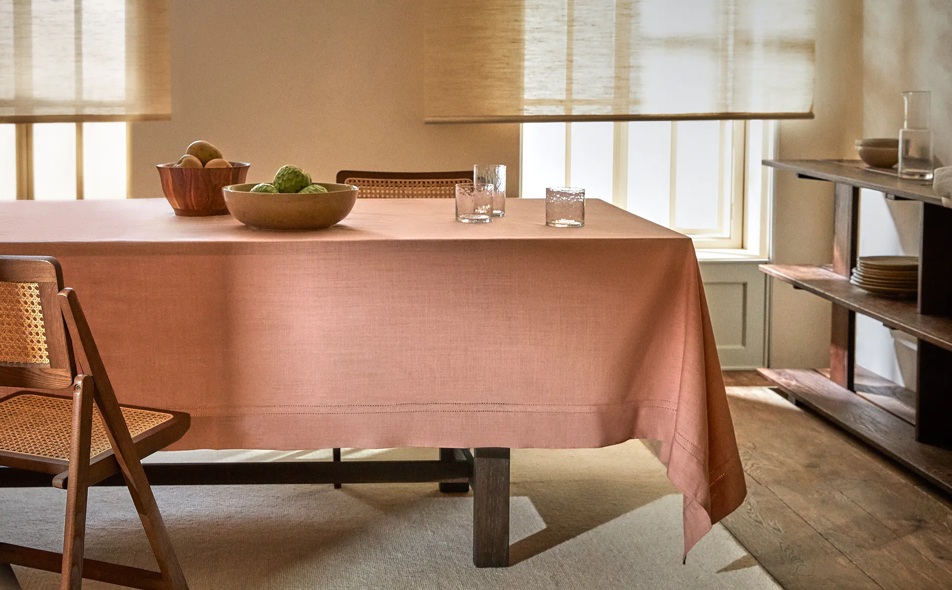 

Скатерть из хлопка с вышивкой Zara Home, белый