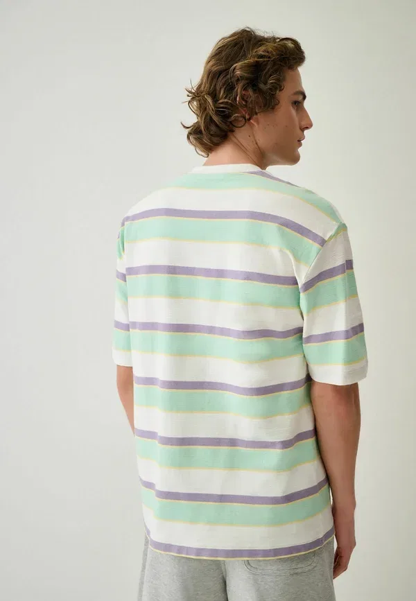 Футболка Next, Relaxed fit horizontal striped t-shirt, цвет мята — фото 3