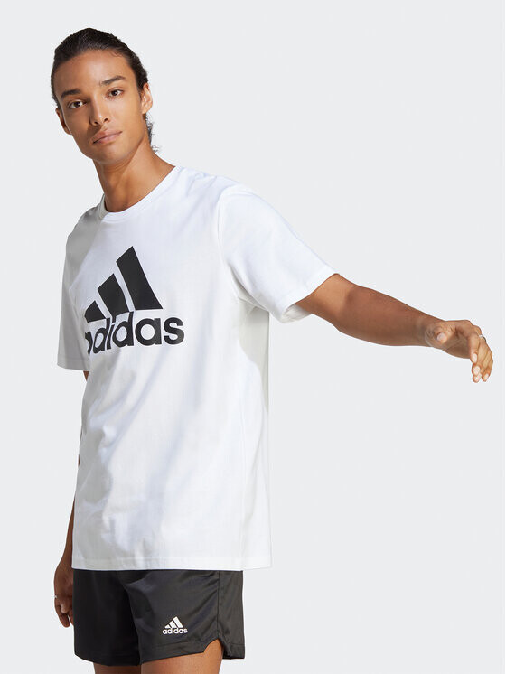 

Футболка стандартного кроя Adidas, белый