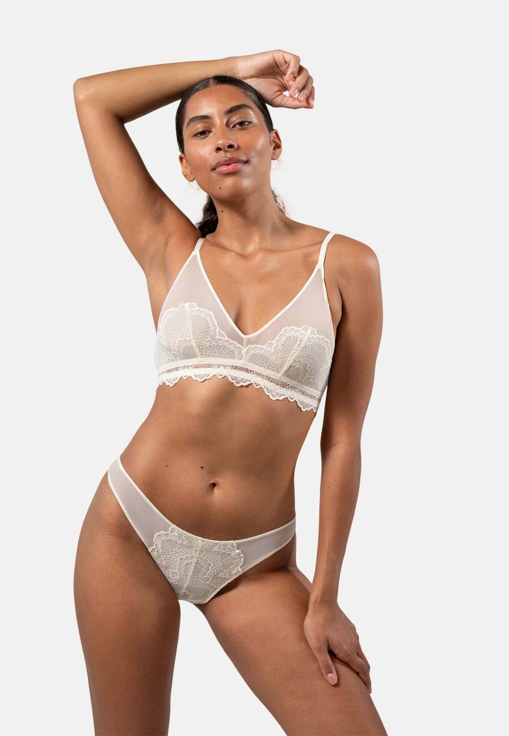 

Трусы LACE MESH Understatement, кремовый