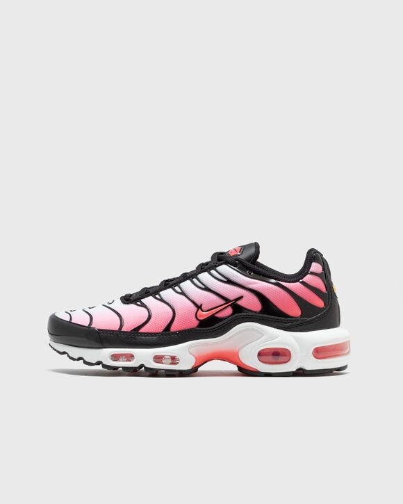 

Кроссовки Nike Wmns Air Max Plus, цвет black/hot punch-white