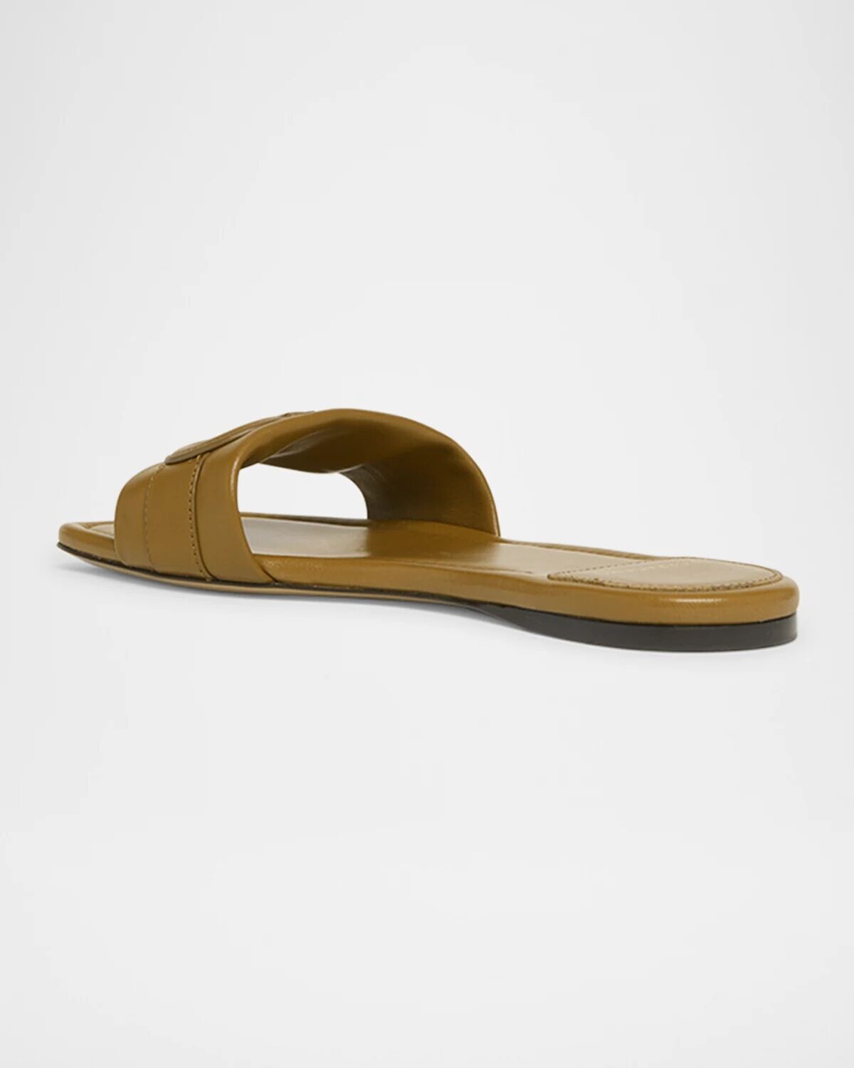Кожаные шлепанцы на плоской подошве с логотипом Liss Ferragamo, цвет Cuoio — фото 2