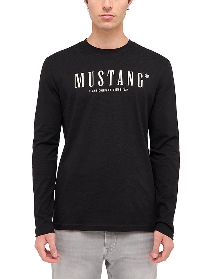 

Лонгслив Mustang, черный