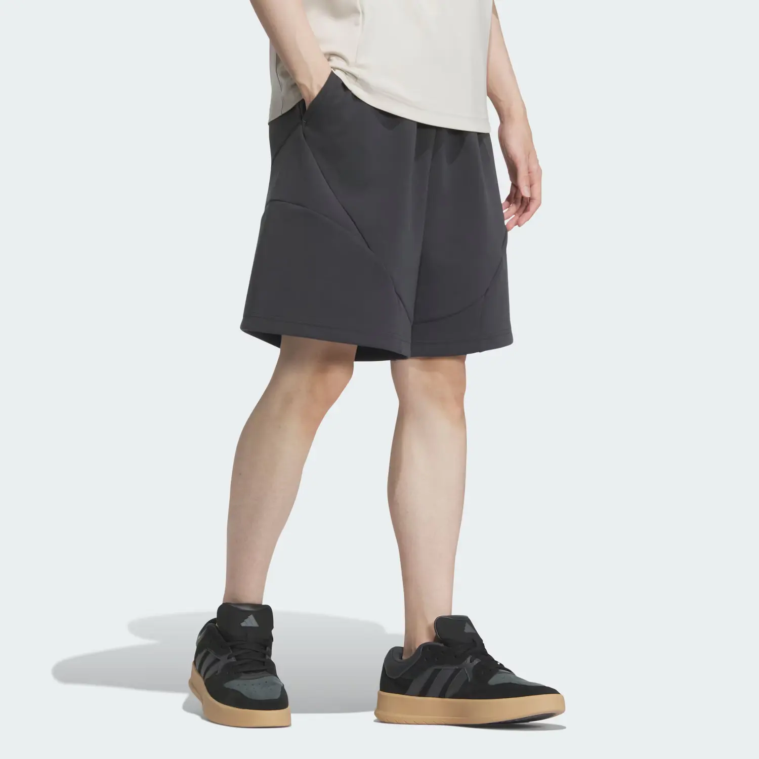 Повседневные шорты мужские Carbon Black Adidas — фото 4