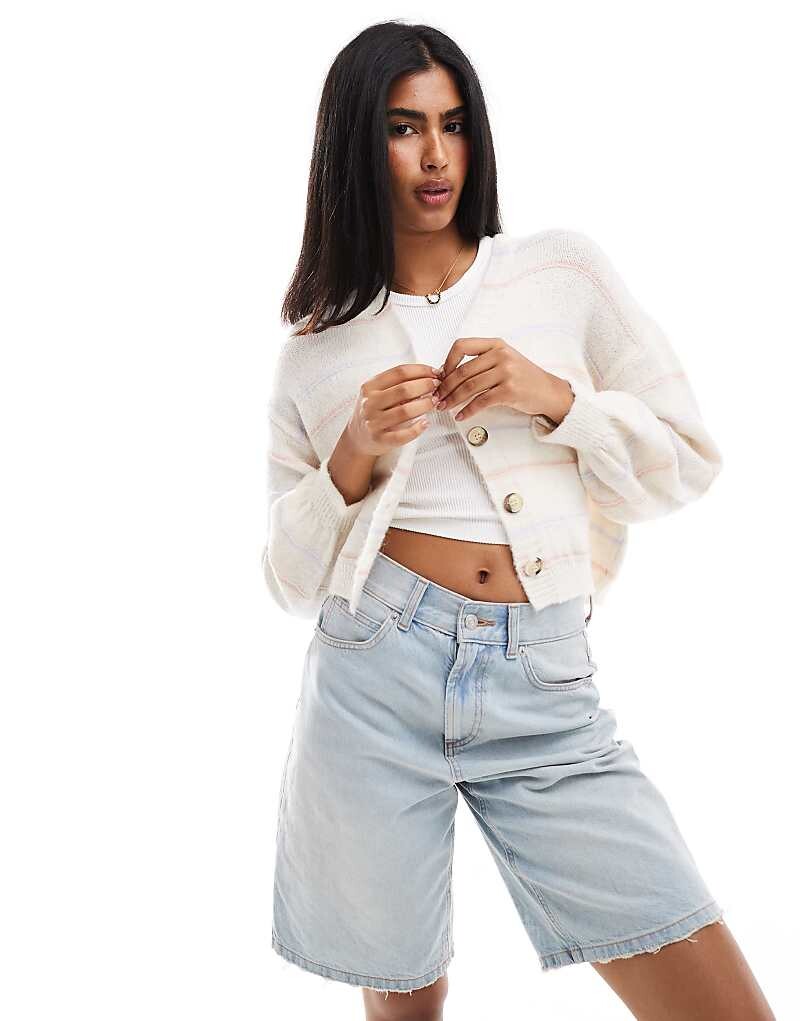 

ASOS DESIGN – пушистый вязаный кардиган оверсайз цвета экрю с полосками