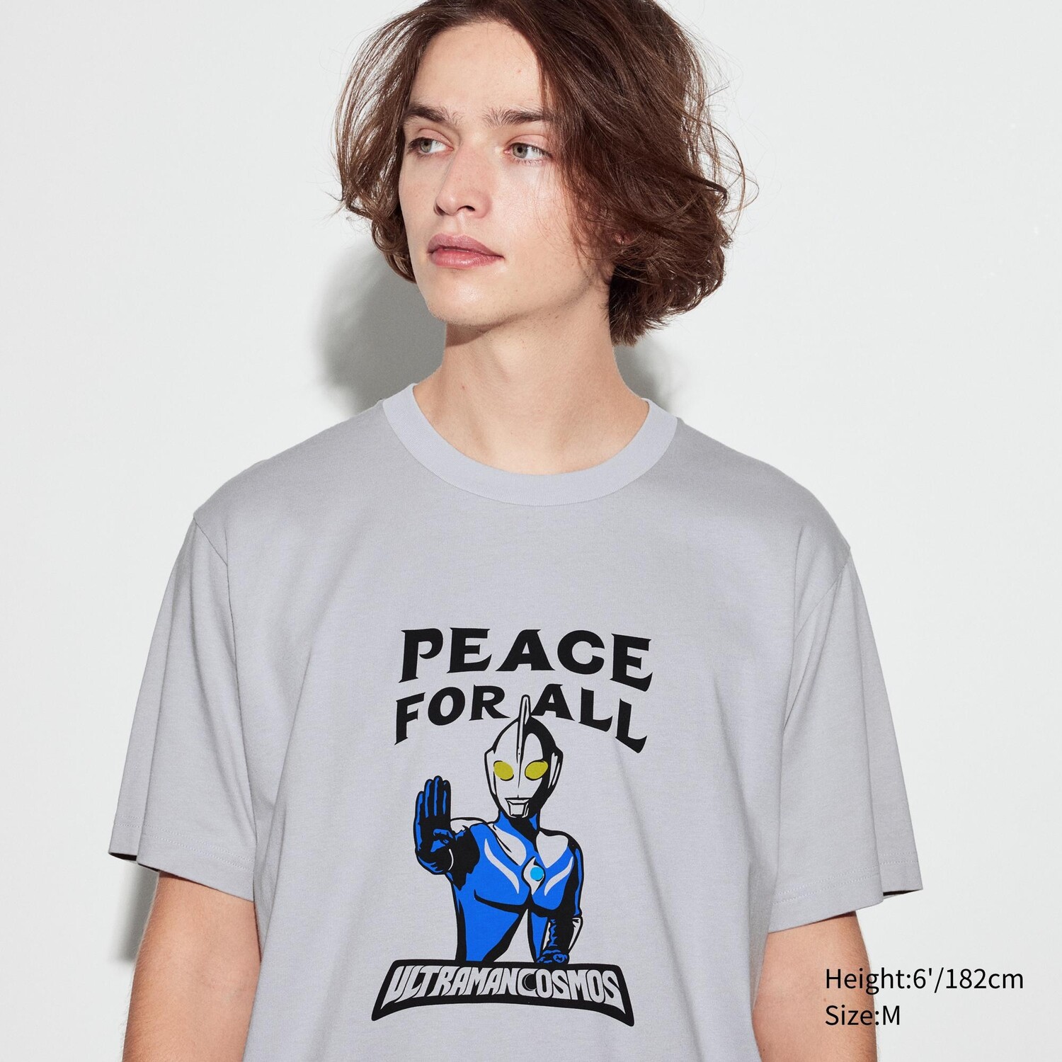 

Футболка Uniqlo Peace For All Ultraman с графикой, светло-серый