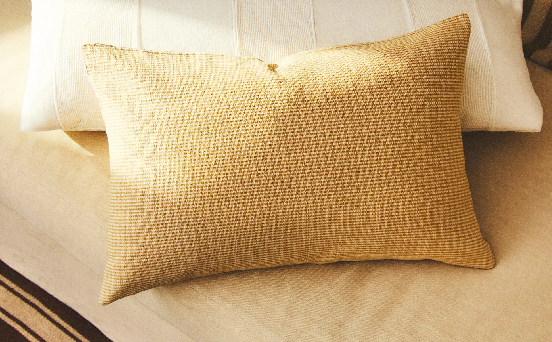 

Проверить чехол на подушку Zara Home, светло-бежевый