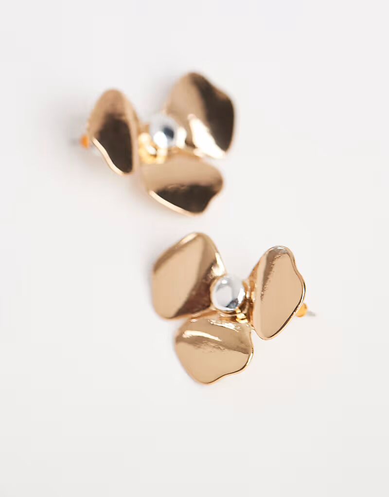 

Серьги-гвоздики Accessoryize из комбинированных металлов в форме лепестков цветов из золота и серебра Accessorize