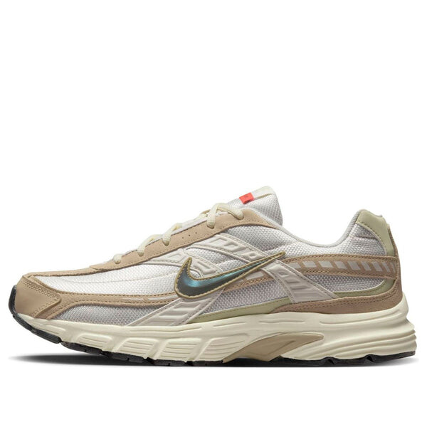 

Кроссовки initiator 'light bone cargo khaki' Nike, белый