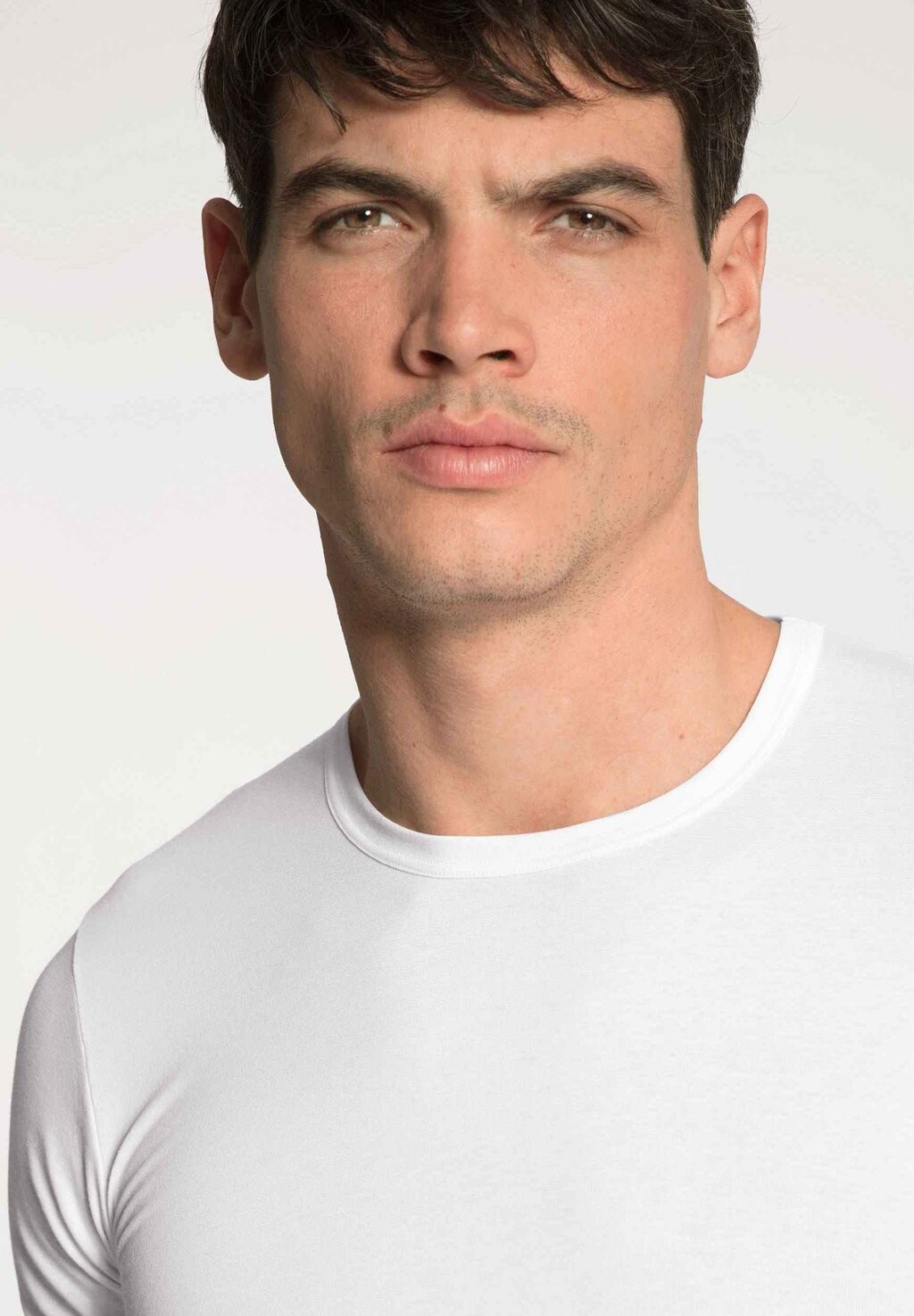 

Базовый слой Calida, белый