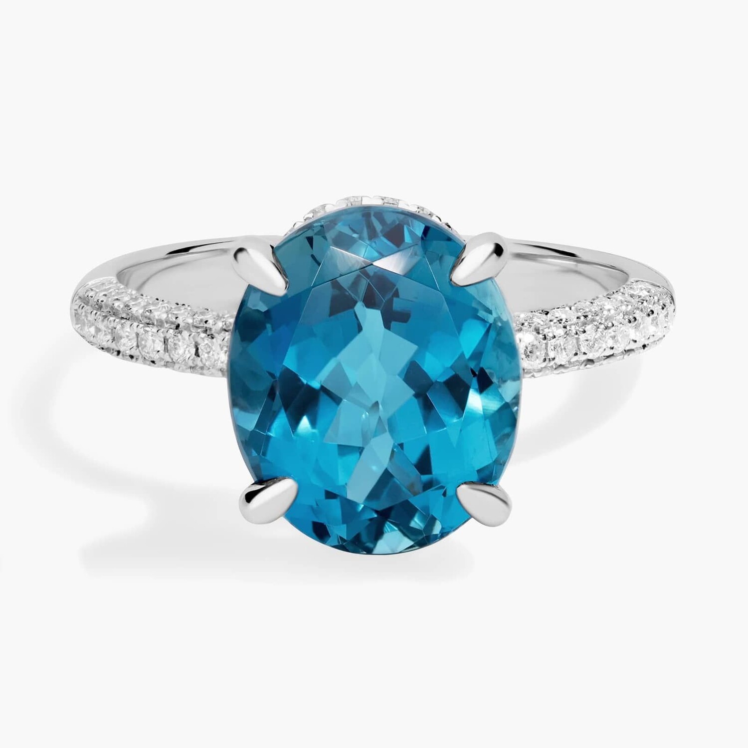 

Кольцо с овальным лондонским голубым топазом из белого золота 14 карат Blue Nile