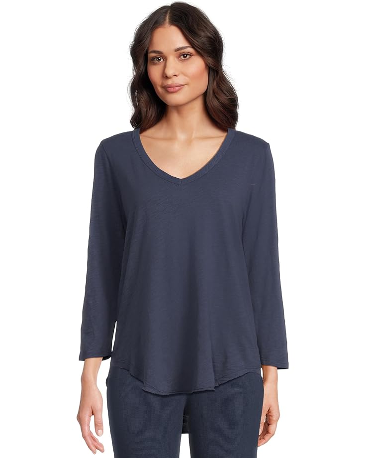 

Футболка Mod-o-doc 3/4 Sleeve V-Neck Tee with Curved Hem, цвет Vibrant Navy 1