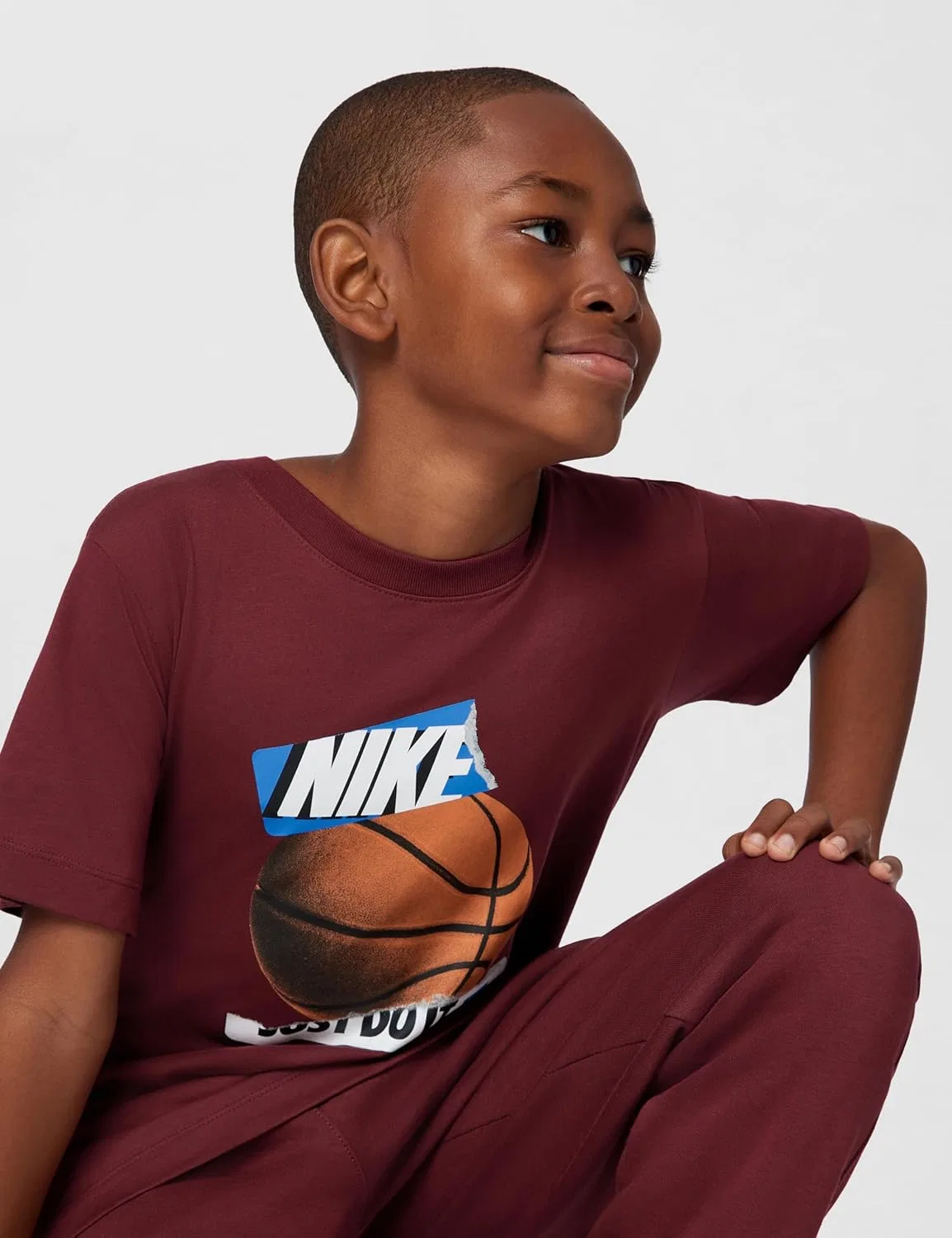 Футболка Nike Club Basketball Just Do It, темно-красный — фото 2