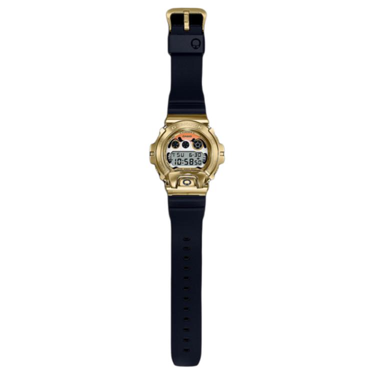 

Мужские серые часы GM6900GDA9 CASIO